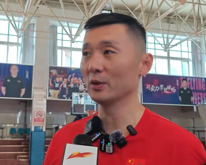 开云官网APP-刘炜谈队内情况!王薪凯有望加盟,李炎哲更早复出,吴冠希还早!