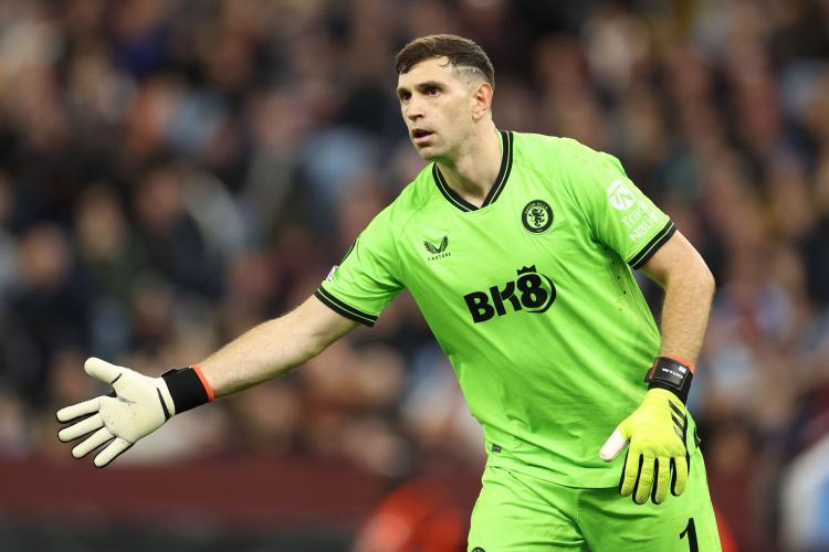 开云安卓下载-TA：马丁内斯需表现出悔意才能重新被维拉接纳，被球迷原谅很难