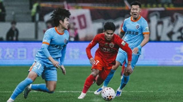 开云体育平台-重庆铜梁龙、辽宁铁人领跑积分榜,今年中超,轮到申花海港玩“逆袭”?|联赛|上海申花|上海海港|成都|蓉城_新浪新闻