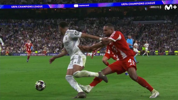 开云体育平台-龙赛罗：裁判嫉妒皇马！VAR有什么用 马丁红牌被取消而塔没被罚下